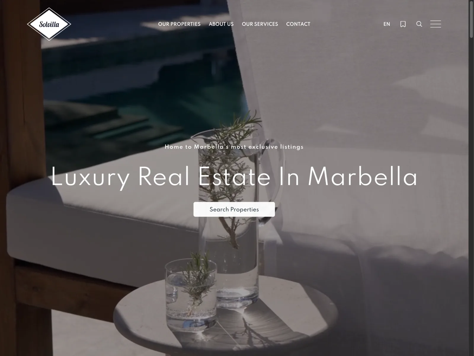 Homepage of the Solvilla real estate website